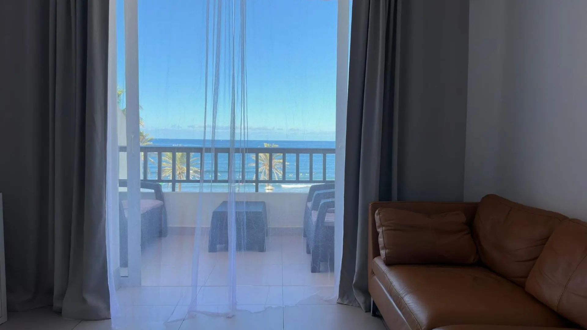 Parque Santiago II , Renovated, Ocean View, Heated Swimming Pool ! Appartement Playa de las Américas